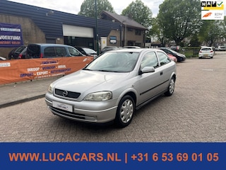 Opel Astra 1.6-16V Club AUTOMAAT