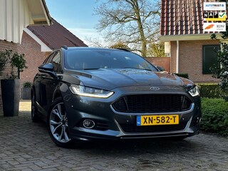 Ford Mondeo Wagon 1.5 ST Line 160 pk | ZEER COMPLEET | RIJKLAAR | 1e eig. | Orig. NL | Keyless | Winterpkt | 18" VELGEN | TREKHAAK