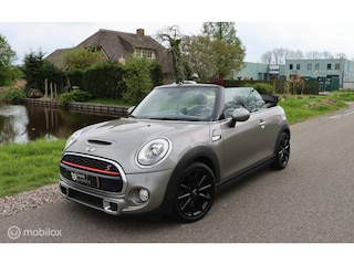 Mini Mini/Cabrio/Clubman/Countryman Cabrio 2.0 S / JCW / Leder / Navi / F1 flippers