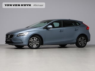 Volvo V40 T2 Automaat Nordic+ / Standkachel / Unieke km stand!