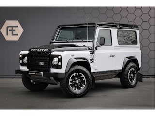 Land Rover Defender 2.2 D SW 90 Adventure Limited Edition | LED KOPLAMPEN | UNIEKE BODEMBESCHERMINGSPLATEN AF FABRIEK | YULONG WHITE PREMIUM METALLIC | BTW VRIJ |