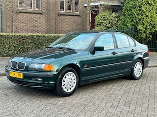 BMW 318i automaat! trekhaak! cruise control! NAP! youngtimer!
