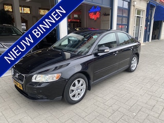Volvo S40 2.0 Edition II 146 PK/NW APK