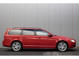 Volvo V70 2.5T Momentum Stoelverwarming|Xenon|230PK
