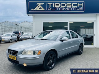 Volvo S60 2.4D Automaat Edition II LEDER 17" LM Youngtimer