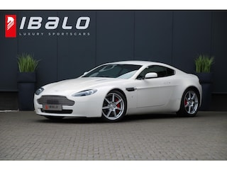 Aston Martin Vantage | Handbak 6 | Pearl White | BTW-auto |