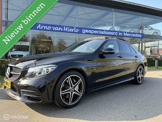 Mercedes-Benz C-klasse 180 Premium AMG pakket, Panoramadak,360 Camera, carplay, dodehoekassist