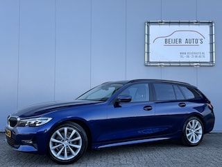 BMW 3-serie Touring 318d High Executive Automaat Apple Carplay/Trekhaak.