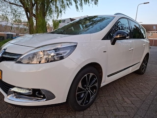 Renault Scénic 1.5 dCi Bose 7p. Nieuw binnen