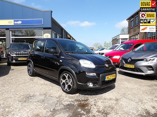 Fiat Panda 1.0 Hybrid Sport / Rijklaarprijs