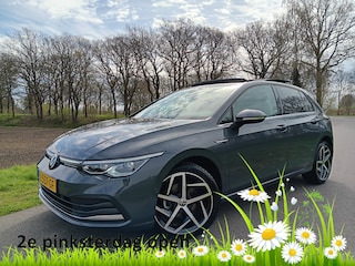Volkswagen Golf 1.5 TSI Style|PANO|ADAPT CR|LED|STOELMASSAGE|Carplay! Zeer mooi