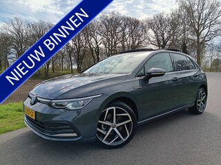 Volkswagen Golf 1.5 TSI Style|PANO|ADAPT CR|LED|STOELMASSAGE|Carplay! Zeer mooi