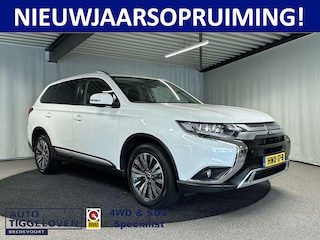 Mitsubishi Outlander 2.0 Connect Pro Automaat | Navi