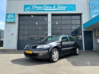 Renault Mégane 1.6-16V Business L.
