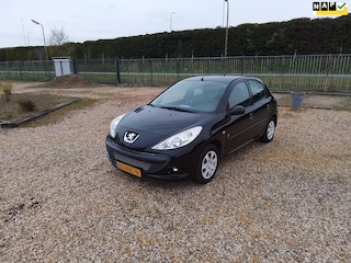 Peugeot 206 1.4 Urban Move Zeer lux,s AIRCO Elektrise pakket