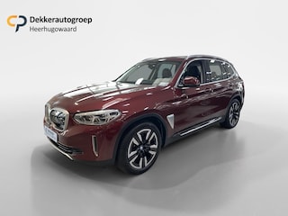 BMW iX3 High Executive 80 kWh | Panoramadak | Trekhaak | Apple Carplay - Android Auto