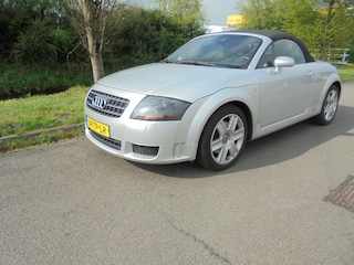 Audi TT Roadster 1.8 5V Turbo distributie verv/alle facturen erbij