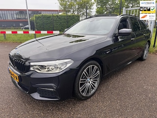 BMW 5-serie Touring 540i xDrive High Exe M-Sport Panodak Trekhaak Dealeronderh