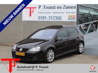Volkswagen Golf 2.0 TFSI GTI Nederlandse auto AUTOMAAT/Schuifkantel dak/Cruise control/Climate control/Apple carplay/Stoelverwarming/Bluetooth/17'' Lichtmetalen velgen/Elektrische ramen/Elektrisch inklapbare spiegels.