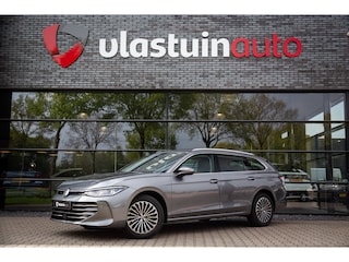 Volkswagen Passat Variant 1.5 eTSI Elegance Business Massagestoelen, Adap. cruise, Sfeerverlichting, Schakelflippers, Stuurverwarming