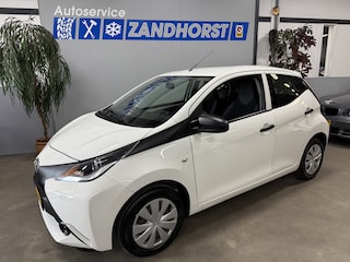 Toyota Aygo 1.0 VVT-i x-now