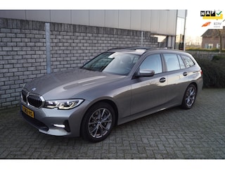 BMW 3-serie Touring 330D Business Edition Plus Autom Panodak Laser Kopl Leder Stoelverw Navi Camera Clima Cruise 2x PDC LMV ENZ