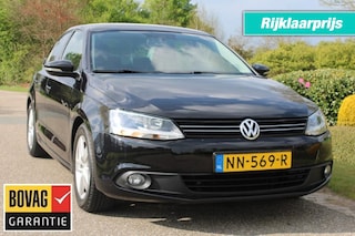 Volkswagen Jetta 1.2 TSI 105pk Highline ECC/Cruise/Navi/PDC/Leer/Bluetooth