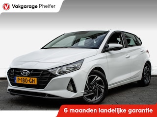 Hyundai i20 1.2 MPI Comfort Camera/ Carplay/ Navigatie Apps/ Dab/ Cruise control/ Lmv/ Armsteun/ Blindspot