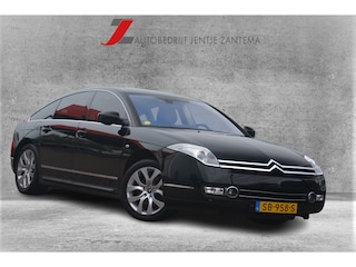 Citroën C6 3.0 HdiF V6 Exclusive Nette C6 3 zeer veel opties onderhoudshistorie aanwezig met oa Head up display leren bekleding elekt verstelbare stoelen pdc xenon schuif kanteldak.