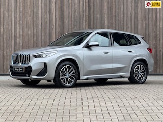BMW iX1 XDrive30 Launch Edition 67 kWh / M-Sport / Leder /
