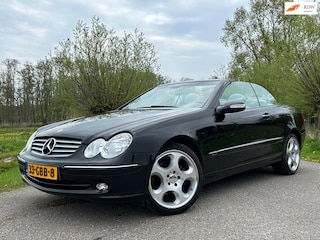 Mercedes-Benz CLK Cabrio 240 Avantgarde / Mooi zwart stoffen Cabriodak / Automaat / Airco / Leder / Onderhoud en Historie