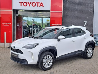 Toyota Yaris Cross 1.5 Hybrid Dynamic plus ELEK. ACHTERKLEP NAVI STOELVERWARMING DRAADLOOS LADEN APPLE&ANDROID