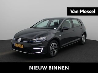 Volkswagen Golf E-DITION | Automaat | LMV | Navigatie | Parkeer sensoren | Bluetooth | Climate control