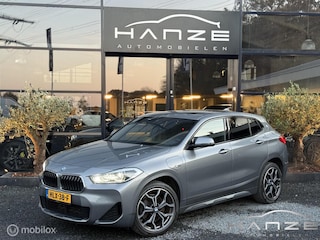 BMW X2 xDrive25e High Executive M|Pano|19"|LED|Virtual