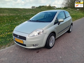 Fiat Punto Grande 1.2i Edizione Cool Distr. Riem is vervangen 198dkm NAP Airco El. Ramen Spiegels