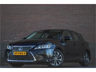 Lexus CT 200h Business Line, Dealer onderhouden, Carplay, Adaptive Cruise, Camera, Navigatie, Lane Assist.