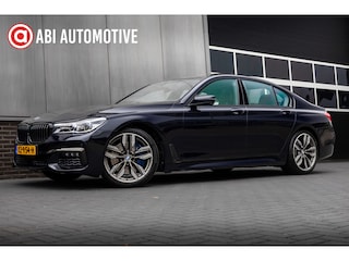BMW 750i 449 pk xDrive M-Sportpakket / NL-Auto/ Laser/ Head-Up/ 360-Camera/ Soft-Close/ Keyless/ Nappa-Leder/ Adap.Cruise/ Schuifdak/ Luchtvering/ Camera/ 20'' LMV