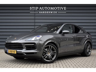 Porsche Cayenne 3.0 E-Hybrid 462pk | Pano | Sport Chrono | Achterasbesturing | 21'' Wielen | Leder Dashbord | Orig. NL |