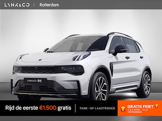 Lynk & Co 01 | CORE | UIT VOORRAD LEVERBAAR | Achteruitrij camera |