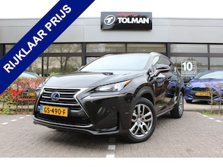 Lexus NX 300h AWD 25th Edition | Rijklaar | Navi | Stoelverwarming | Trekhaak | 1500 trekgewicht! | Bluetooth | Camera