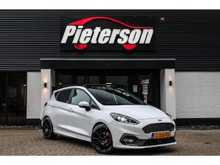 Ford Fiesta 1.5 ST-3 PANO 230PK B&O RECARO CARBON KEYLESS