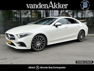 Mercedes-Benz CLS 450 4Matic AMG // Burmester // 360 Camera // Sunroof // Trekhaak // 20 inch // Designo White // Distronic