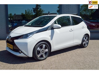 Toyota Aygo 1.0 VVT-i x-pose | Cabriodak | Navigatie | Clima | Automaat | Camera | 2 nieuwe banden