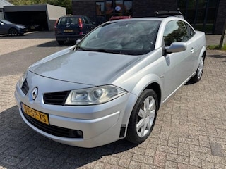 Renault Mégane Coupé-Cabriolet 2.0-16V Tech Line Cabrio ECC LMV