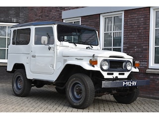 Toyota Land Cruiser FJ40 Diesel