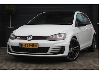 Volkswagen Golf 2.0 TSI GTI Performance | Pano | DynAudio | Camera