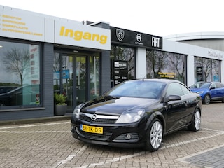 Opel Astra TwinTop 2.0 Turbo 200pk Cosmo | Leder | Xenon | 18'' LMV