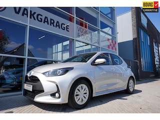 Toyota Yaris 1.5 Hybrid Dynamic |Apple CarPlay| Navi |Camera