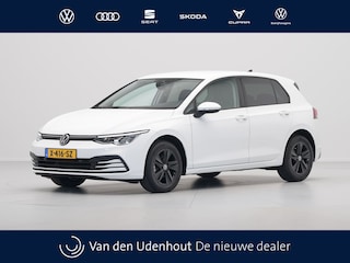Volkswagen Golf 1.0 TSI 110pk Life Business Navigatie Memory Stoelverwarming Acc 81