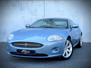 Jaguar XK 4.2 V8 Coupé / YOUNGTIMER / FULL SERVICE FILE